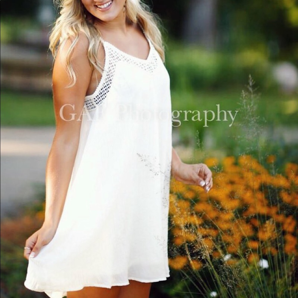 H&M Short Off-White Dress - Women’s